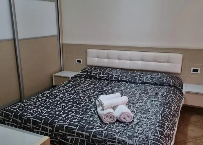 The Center Apartment